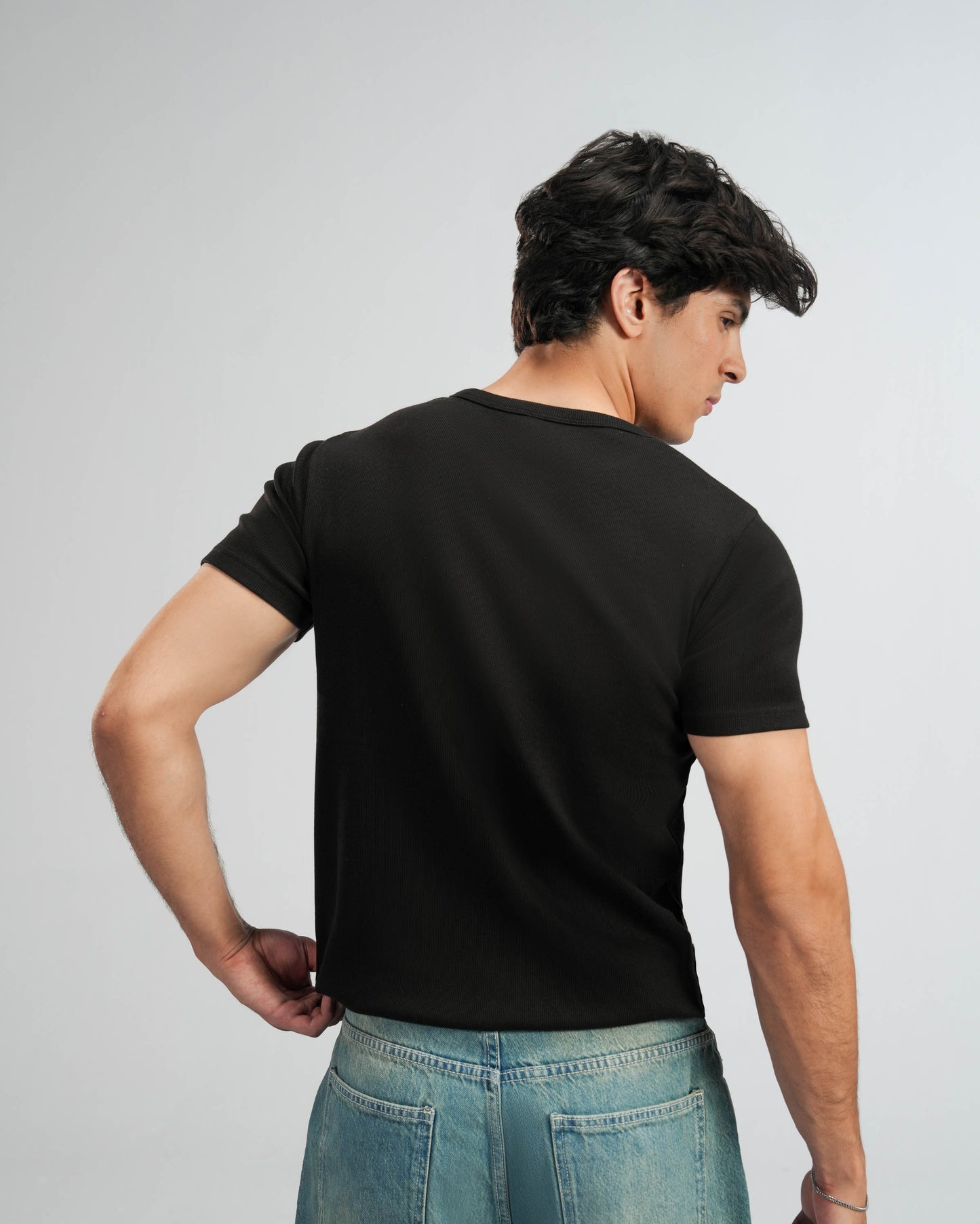 Black Lightweight Half Sleeve Henley – Men