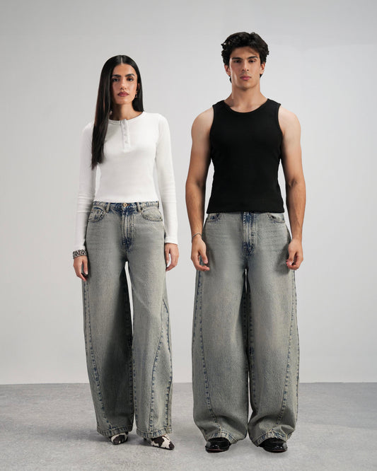 Frosty Barrel Jeans